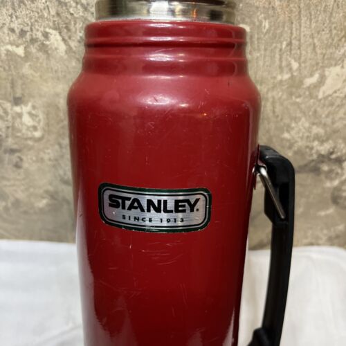 Stanley Vacuum Thermos Insulated 1.1 Qt 1L Stainless Steel Red Missing Cup - Picture 2 of 12