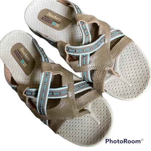 Sketchers Outdoor Lifestyle Taupe Flip 