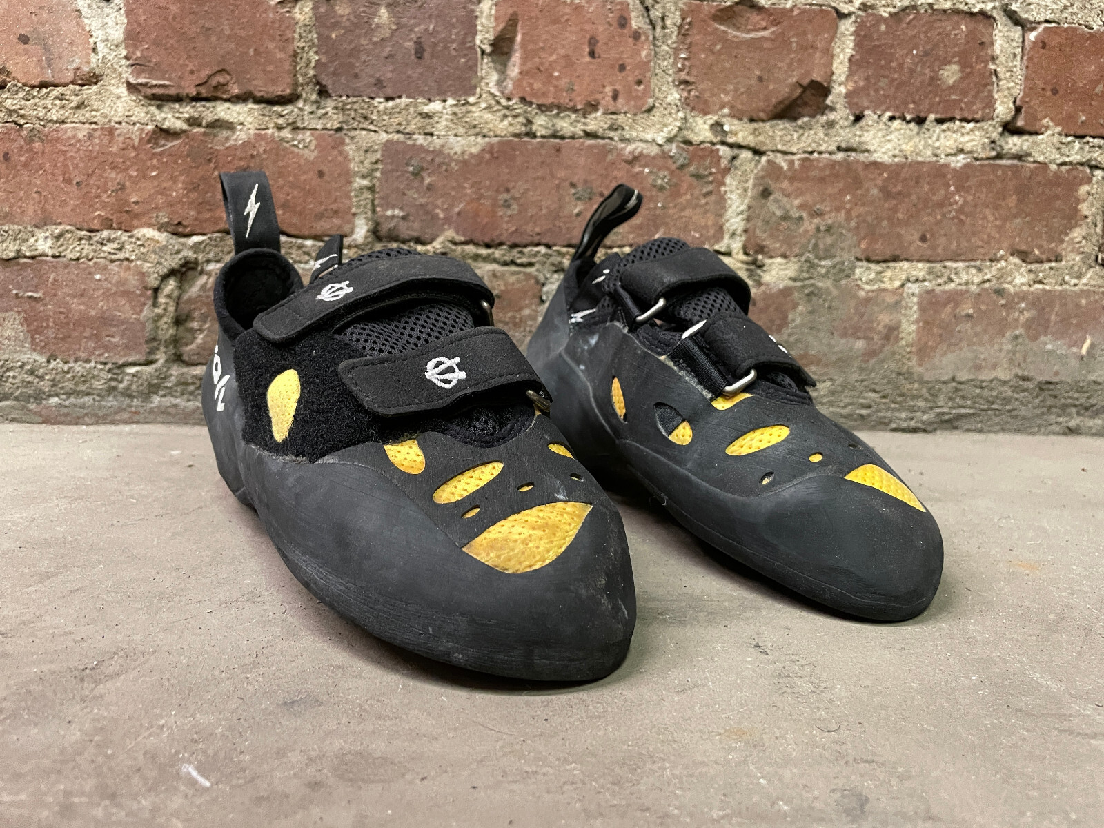 Evolv Climbing Shoes Trax XT5 eBay
