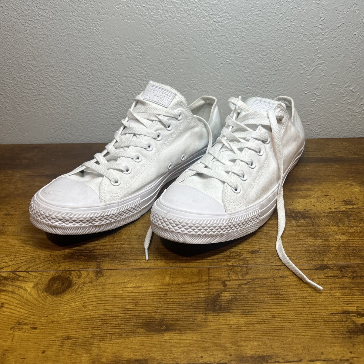 Converse All Star canvas white Size: Men’s 13 Women’s 15