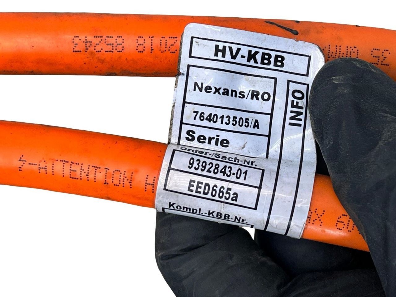 BMW i8 2019 High voltage cable