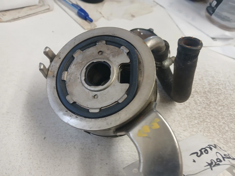 Refrigerador de aceite V6 3VZE 88-95 camioneta Toyota 4Runner 3,0 L 15710-65010 OEM Foto 4 de 4