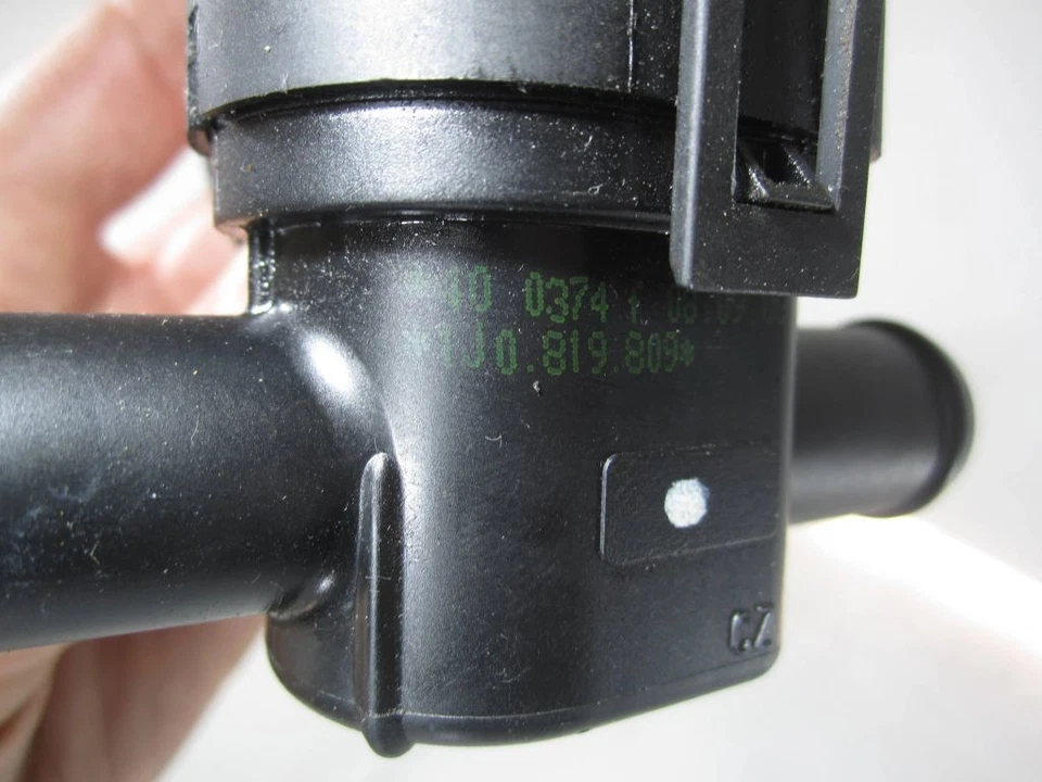 Audi A4 S4 B8 8K 2008 Petrol vacuum valve 1J0819809 MRS14230 - Image 4 of 4