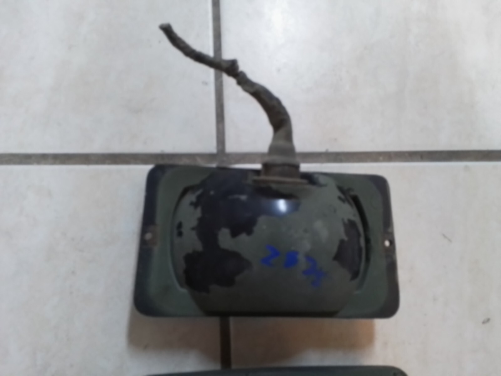 Picture 6 of 10
