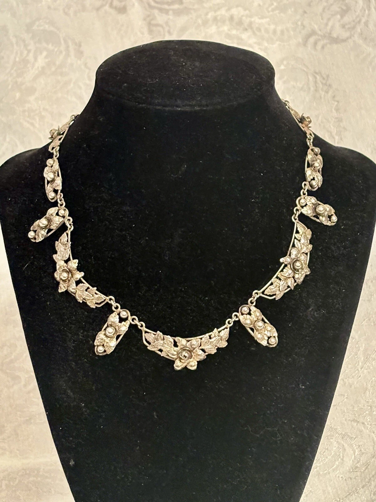 VETEMENTS bigiotteria argento costume