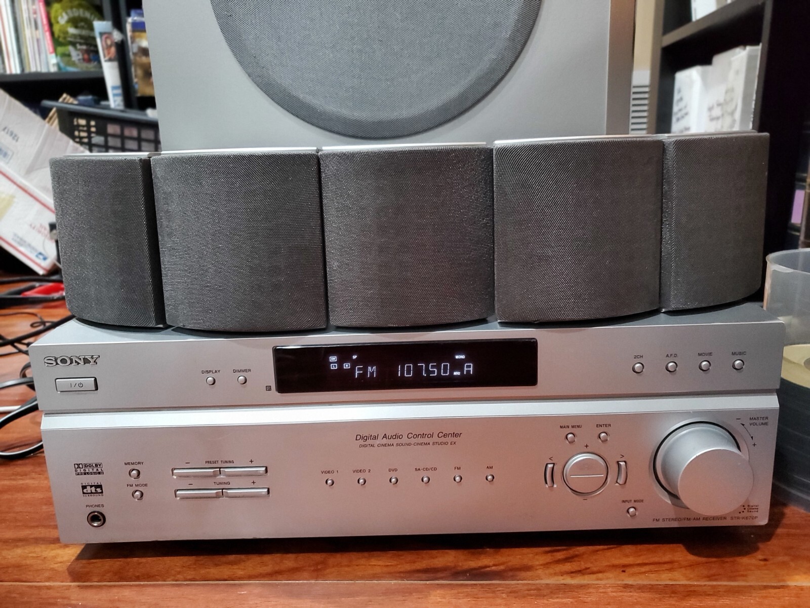 Sony STRK670P FM/AM Stereo 5.1ch Digital Home Theater Receiver Cinema
