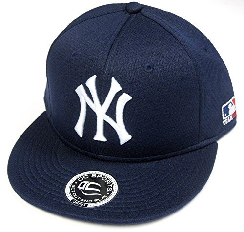 New York Yankees MLB OC Sports Q3 Navy Blue Flat Hat Cap Adult Men's Adjustable - Picture 1 of 1