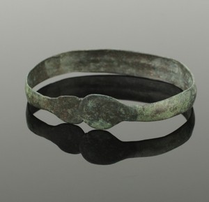 Resultado de imagen para celtic bracelet antique