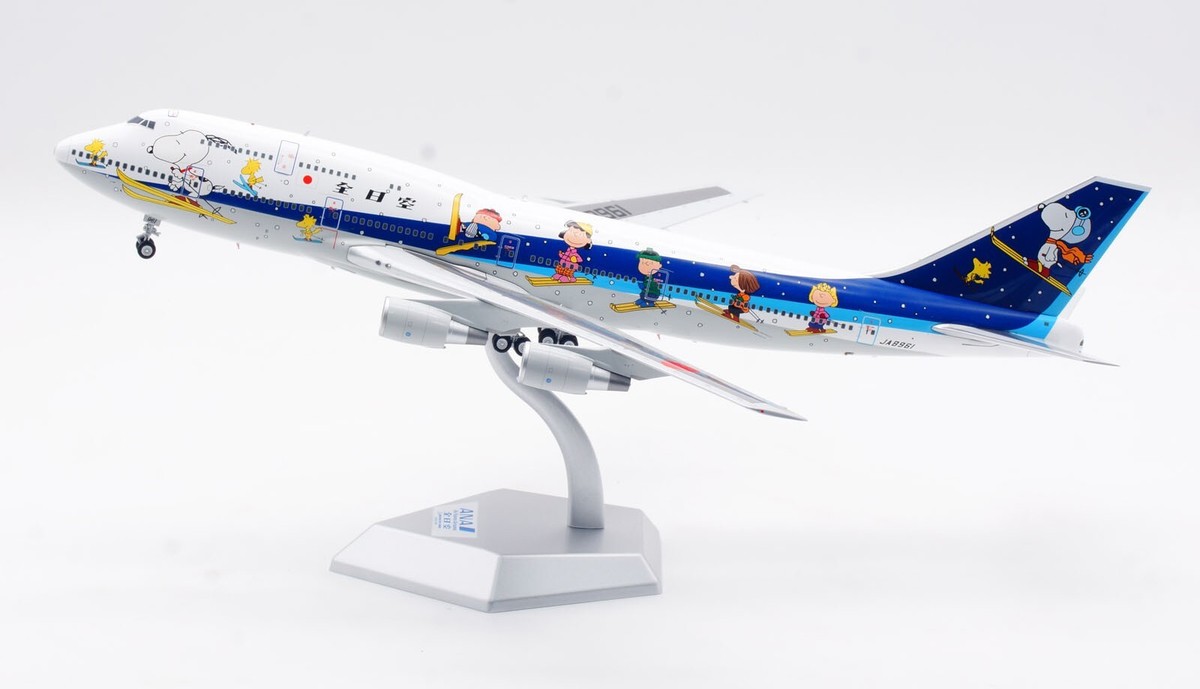 SQ Wings 1:200 ANA All Nippon Air Boeing B747-400 Diecast SQ Wings 1:200 ANA All Nippon Air Boeing B747-400 Diecast