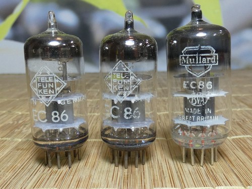 3 X TELEFUNKEN / MULLARD EC86 TUBE / RÖHRE / VALVE. NOT TESTED. - 第 1/3 張圖片