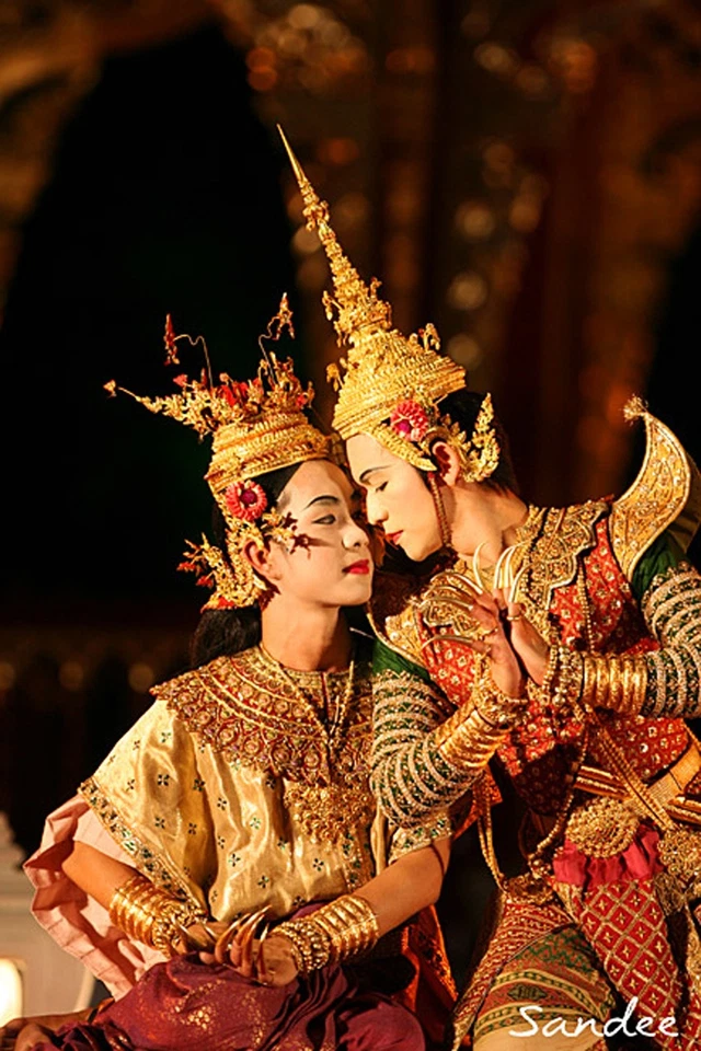 Queen Sriwichai Colorido Tiara Puntiaguda Bailarina Cabeza Conjunto Cuentas Joyas + Disfraz GL Foto 4 de 4