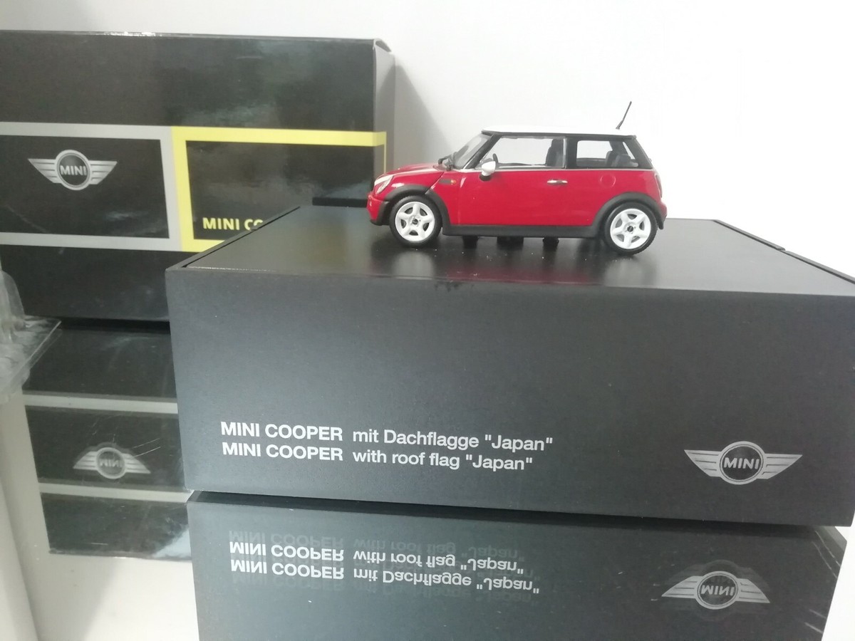 Minichamps Mini Cooper Roof Flag Japan In Dealer Box In On 1:43 | eBay