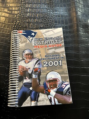 2001 NEW ENGLAND PATRIOTS football NFL Media Guide BRADY 1st SUPER