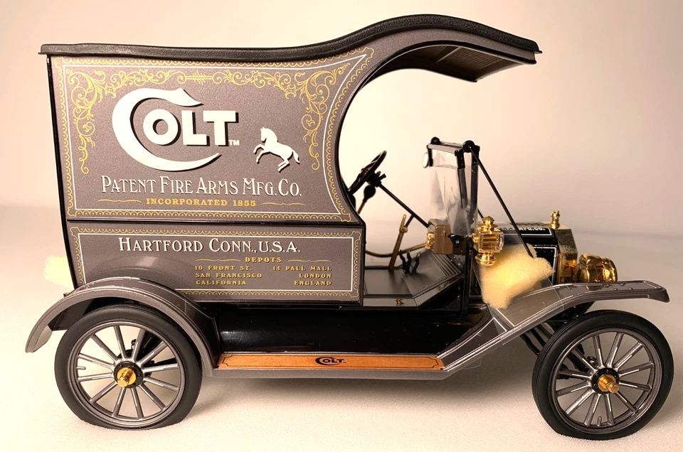 Camión de reparto de armas de fuego Franklin Mint 1913 Ford Modelo T Colt escala 1:16 INV# 5885 Foto 4 de 4