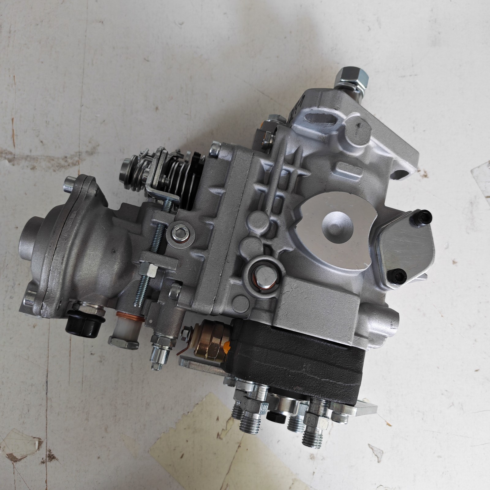 New 3977353 0460424378 Bosch Fuel Injection Pump Fit For Cummins Engine 4BT 3.9L thumbnail 11