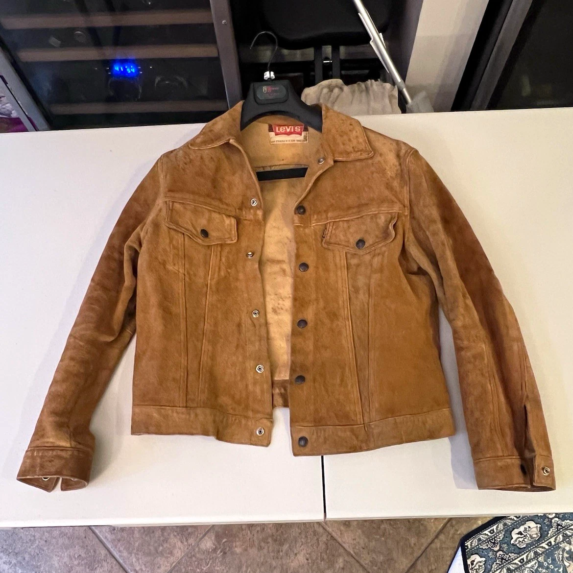 25+ Levi's Trucker Leather Outer Shell Coats, Jackets & Vests for