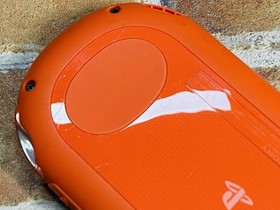 PS Vita PCH 2000 ZA24 NEON ORANGE SONY PlayStation Japan Charger 8GB Ex DDP