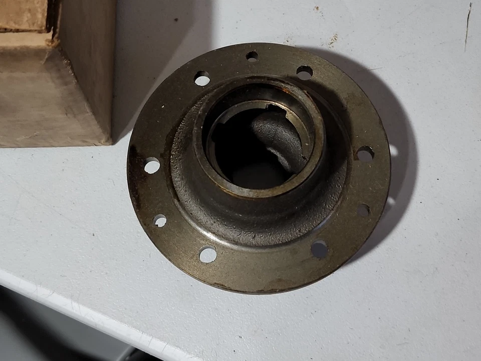 Camionetas Chevrolet C-10 1962-68, excelente 4x4, buje rueda delantera gm nos 3883310 Foto 3 de 4