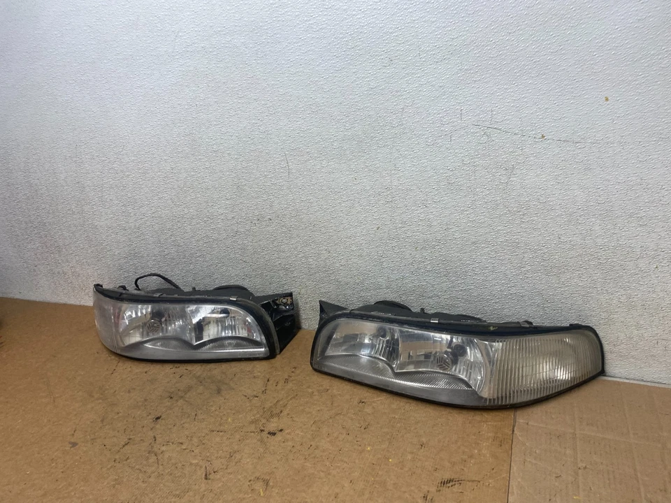 1997 до 1999 Buick Lesabre левый + правый комплект галогенных фар S7459 PS - Изображение 2 из 4