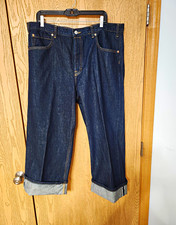 UNIVERSAL THREAD Mid-Rise Women  s Vintage Wide Leg Jeans with Button Fly, Size 6