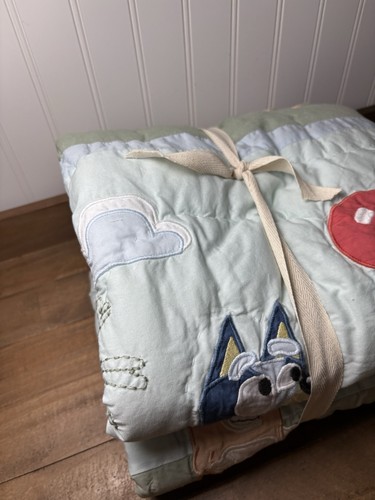 Pottery Barn Kids Bluey Toddler Quilt ~ 36” x 50” - 第 7/12 張圖片