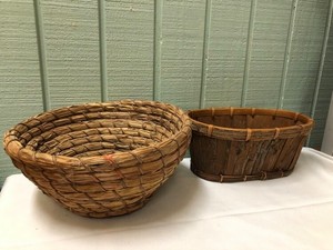 Vintage Hand made Bark Round Basket with Handled Lid.