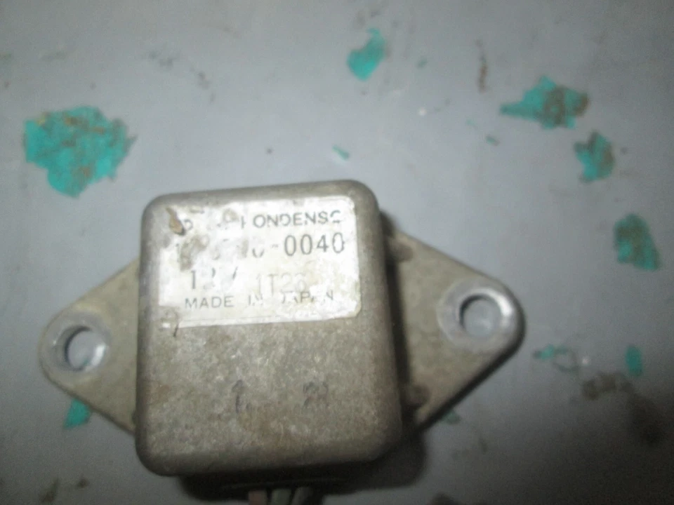 Yamaha  1978 - 1982 XS400 rectifier 1L9-81970-60-00 regulator  / 2L0-81910-50-00 - Image 3 of 4