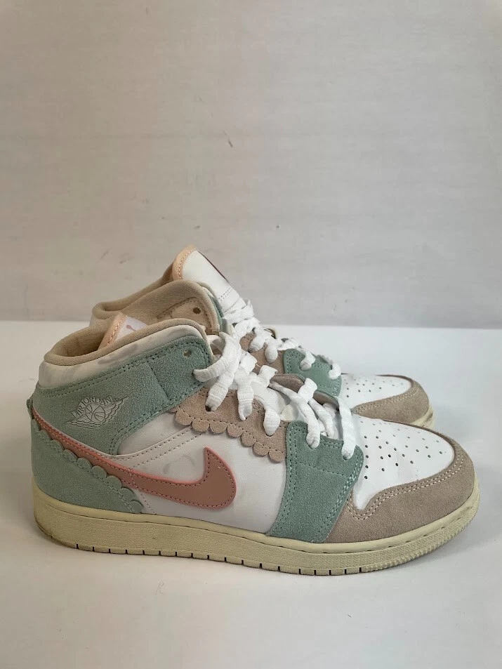 Nike Air Jordan (DZ5361-100) Kids' White/Pink Oxford-jade Ice Sneakers Size 6.5y - Image 3 of 4