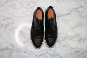 everlane modern oxford black