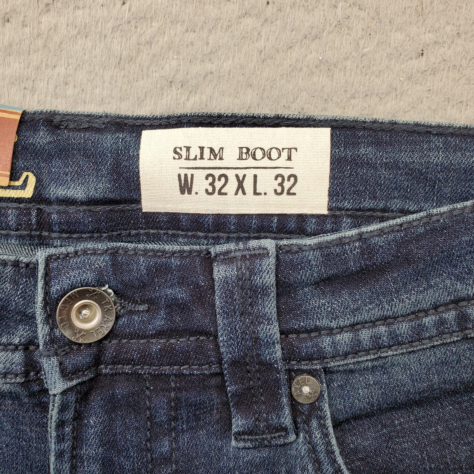 T.K. Axel Slim Bootcut Jeans Mens 32x32 Blue Denim Stretch Casual Button Pocket