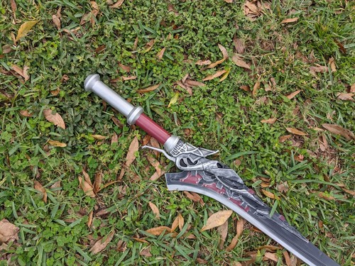 Polyurethane Foam Sword Red Queen - Picture 3 of 5