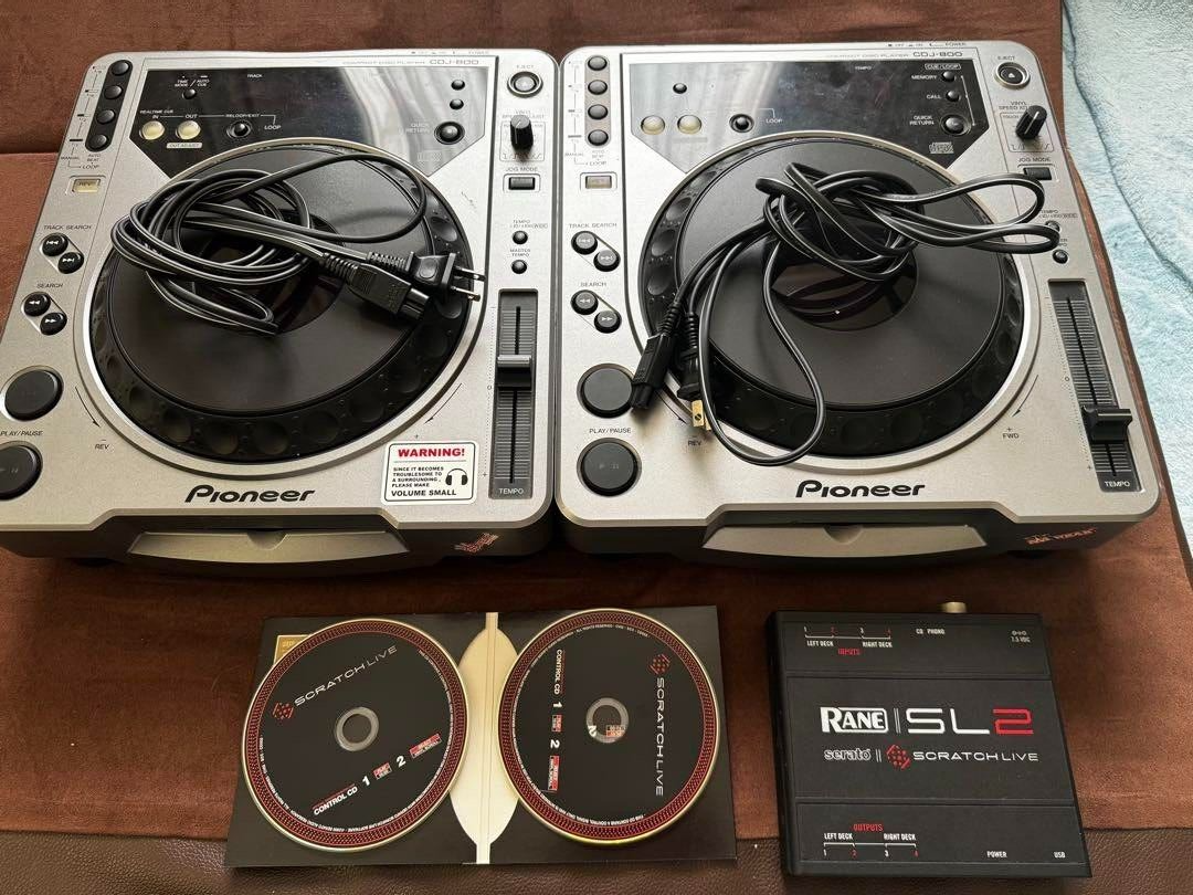 Pioneer CDJ 800セット Rane SL2付き Pioneer DJ CDJ-800 Digital Media Player Set Of 2 With Rane