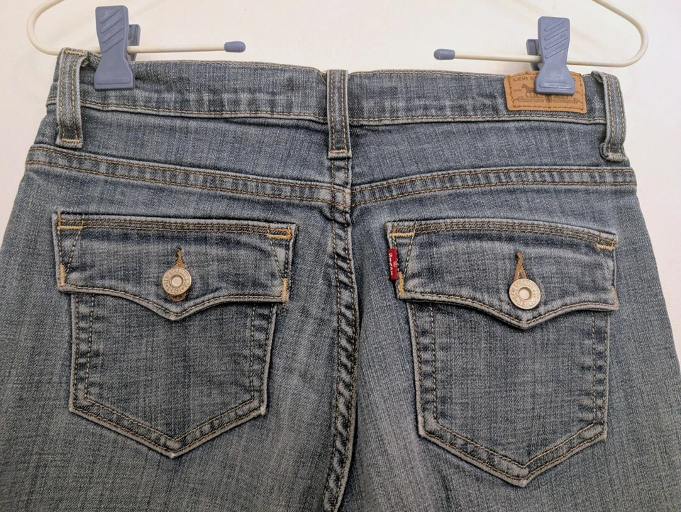 Denim azul adelgazante perfecto corte bota Levis 512 talla 4M  Foto 4 de 4