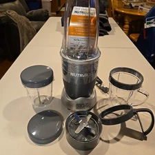 Nutribullet Magic Bullet 600w Blender. NB-101S. New!!! Everything In Picture