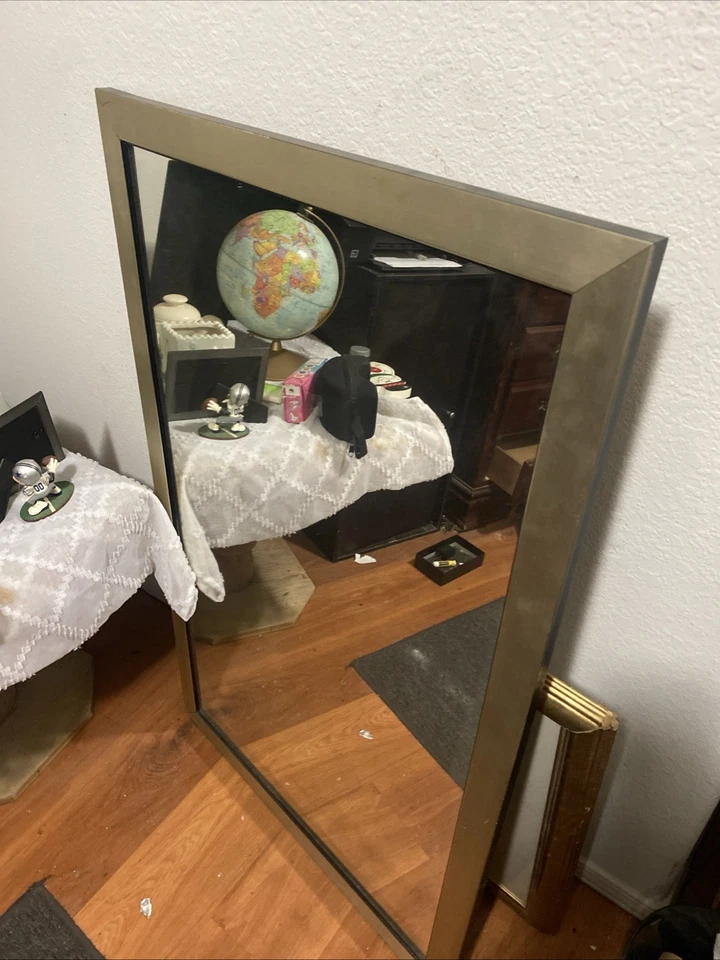 几种类型的大镜子带漂亮的框架一些银色框架 n 黑色框架 — 第 3/4 张图片