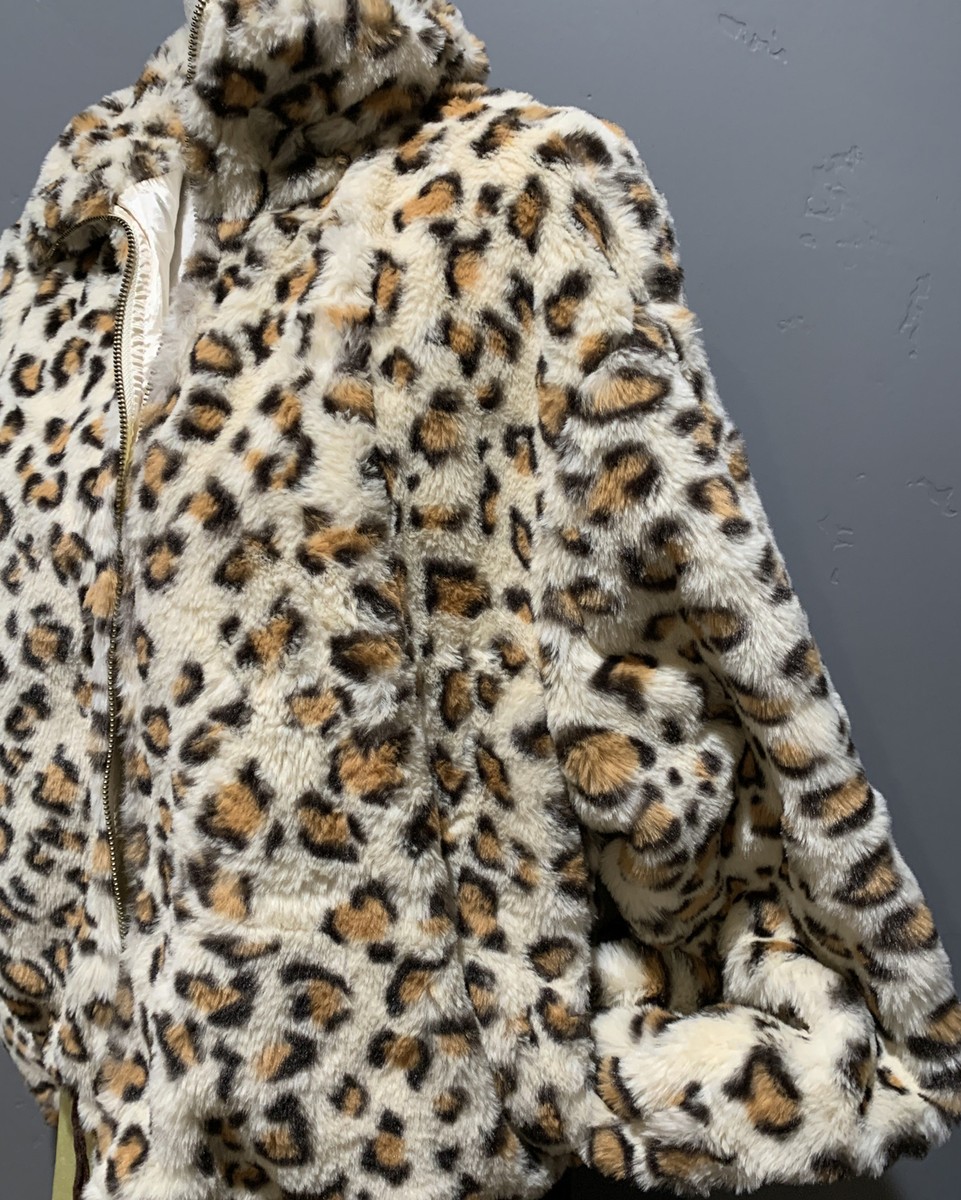 PINK Victorias Secret Know One Cares Faux Fur Leopard Print Cropp