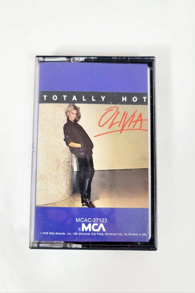Olivia Newton John Lot set 3 Totally Hot, Grease, greatest hit vol 2 Cassettes Foto 4 de 4