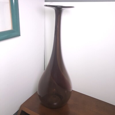 15”ROBERT BURCH 4/1978 HAND BLOWN GLASS VASE CARAMEL WITH BURGUNDY