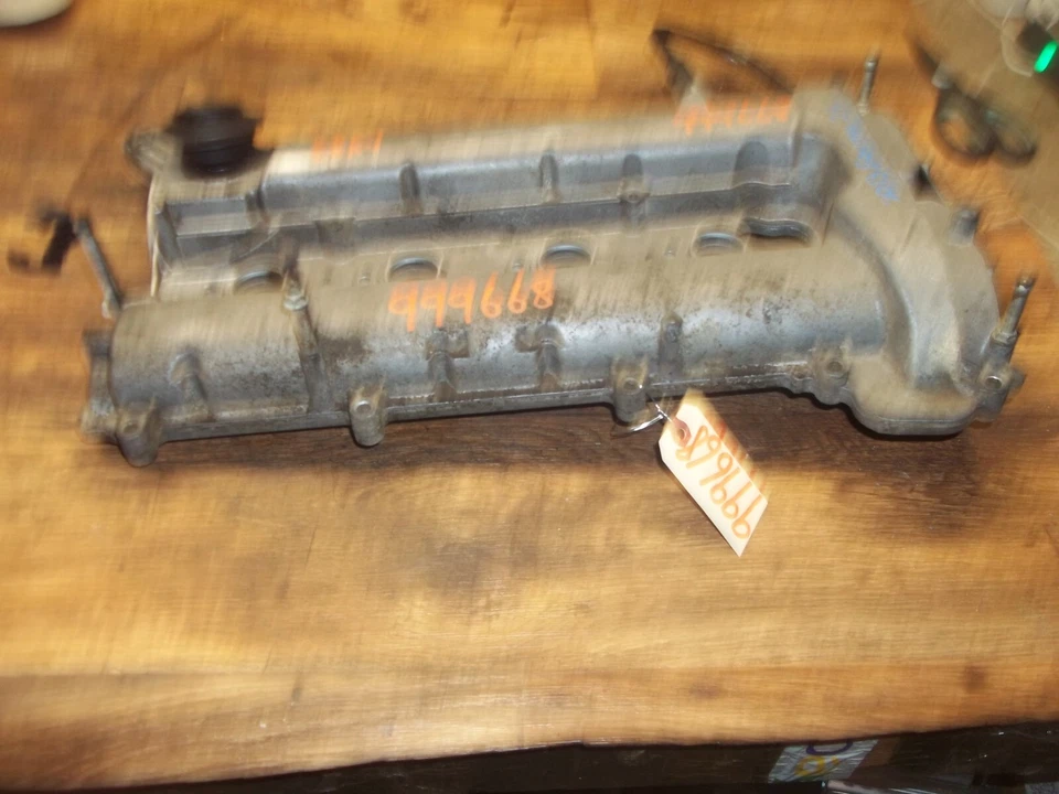 Cubierta de válvula de motor Equinox Terrain 11-17 Regal 11-16 Lacrosse 2010-2017 2,4 L OEM Foto 4 de 4