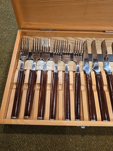 Vintage Newbridge Cuisine Cutlery 12 pc Lot Wood Handle Forks Knives Wooden Box - Picture 6 of 8