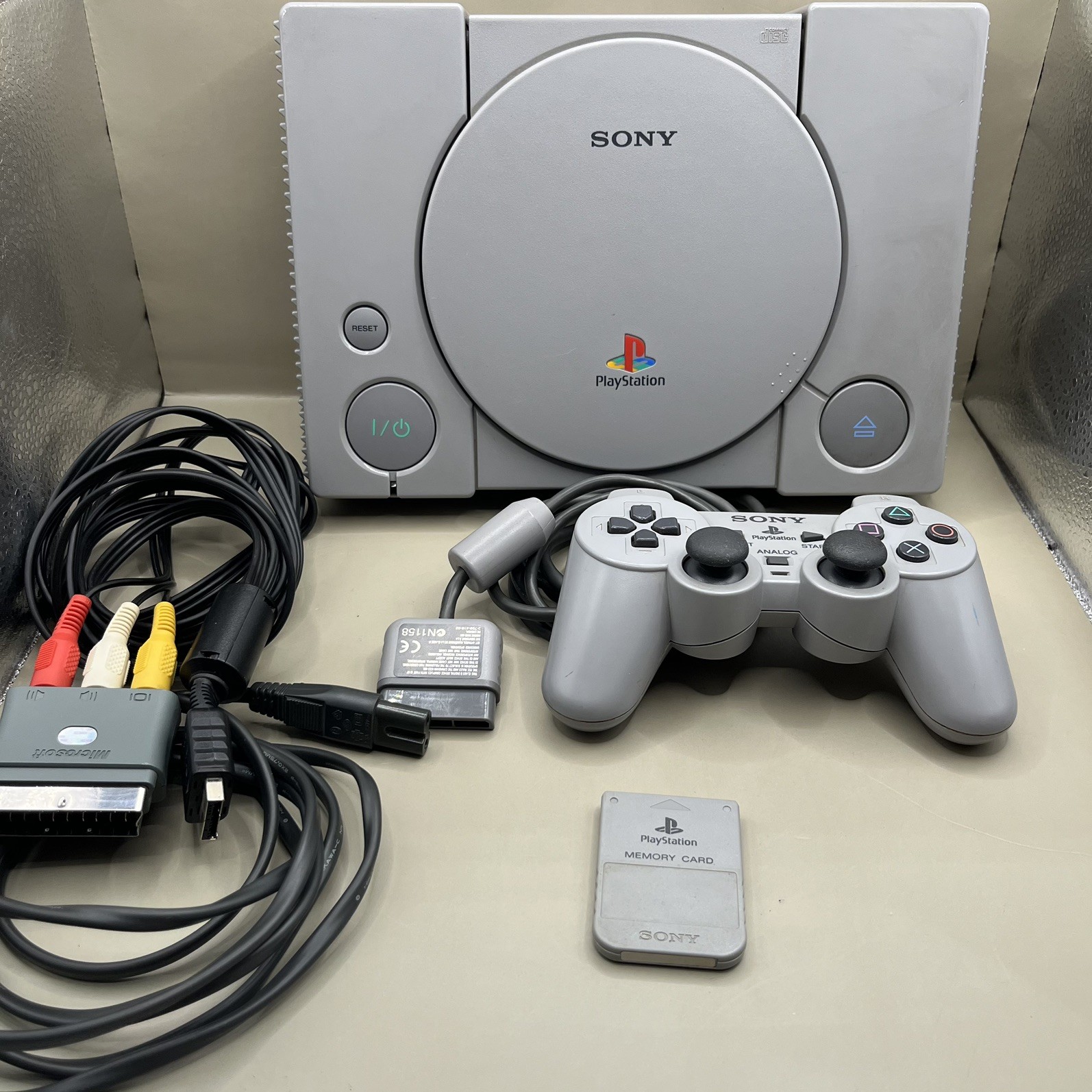 Sony Playstation 1 PS1 console originale funzionante Grigia Joystick