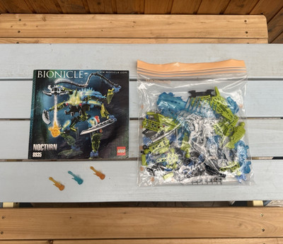 Lego Bionicle Nocturn Set 8935 Complete with Instructions with 3x Squid Ammo