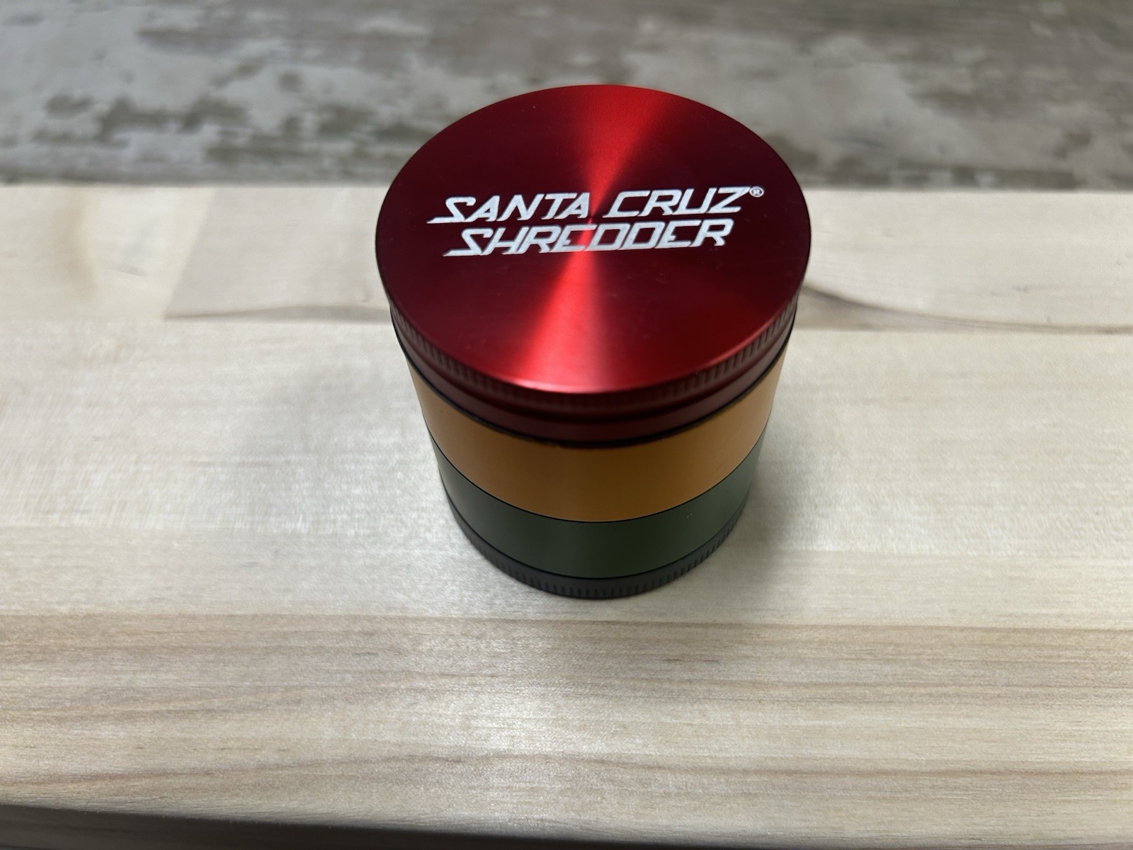Santa Cruz Shredder 4-Piece Rasta Medium