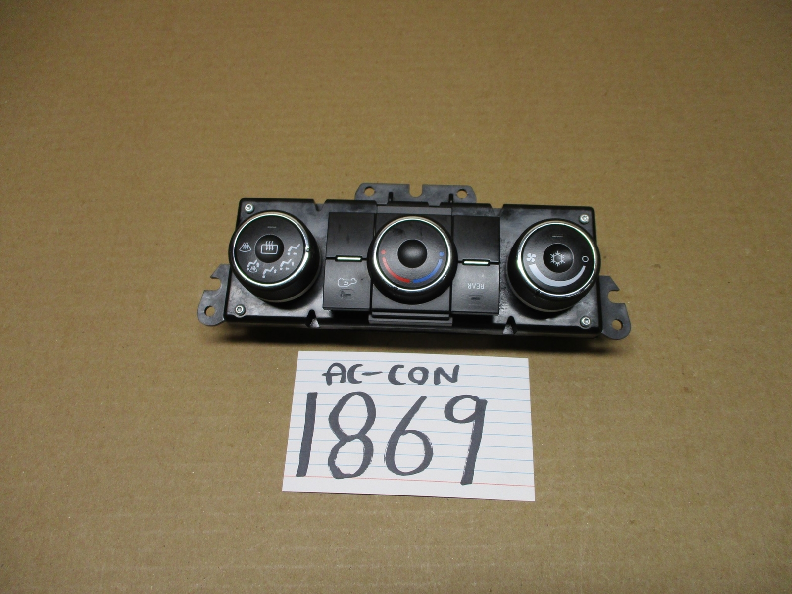 13 14 15 16 Chevrolet Traverse Used AC and Heater Control Stock #1869-AC