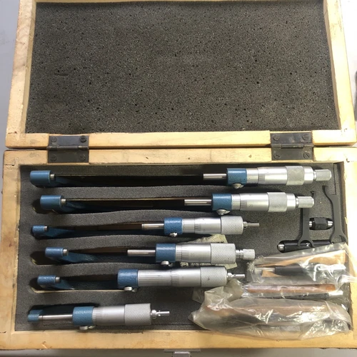0-6” Outside Micrometer Set With Carbide Faces And Ratchet/Lock Spindle .0001”