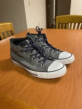 converse chuck taylor mids