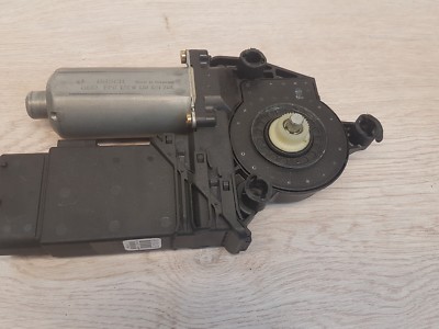  FENSTERHEBERMOTOR + FENSTERHEBER + Audi A4 8E + 0130821764 + VORNE RECHTS Brose