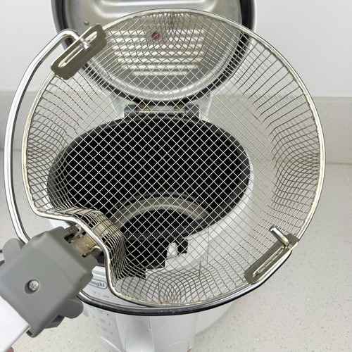 Freidora DeLonghi Cool Touch Deluxe D650UX | Probada/Funcionando - Imagen 8 de 10
