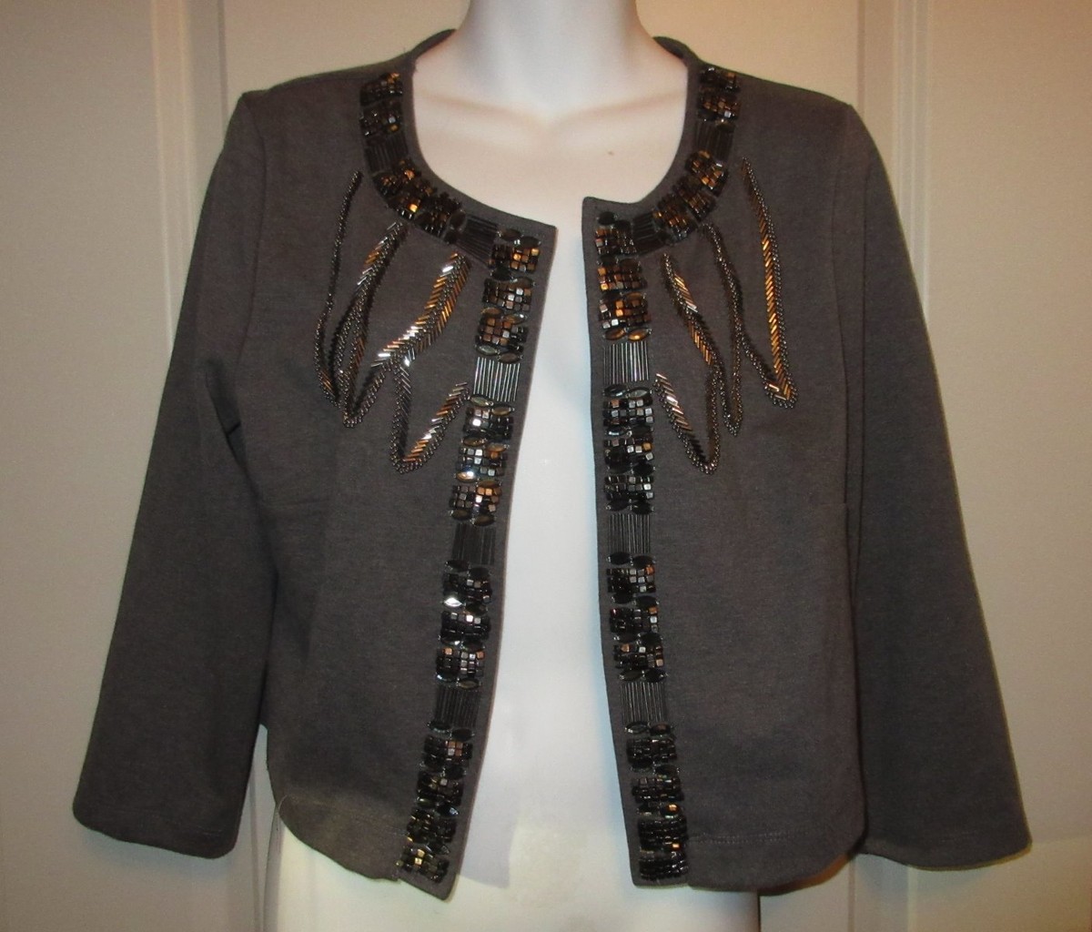 H&M Heathered Grey Beaded SHRUG Short Sweater EUC Ladies LARGE