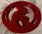 Lodge Red Enameled Cast Iron Rooster Trivet 8” — photo 2